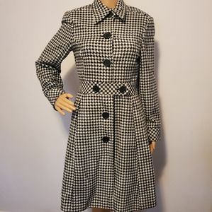 Trina Turk houndstooth trenchcoat